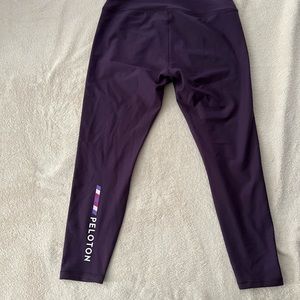 NWT Peloton Cadent Legging - L